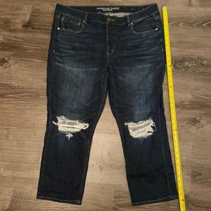 American eagle tomgirl jeans